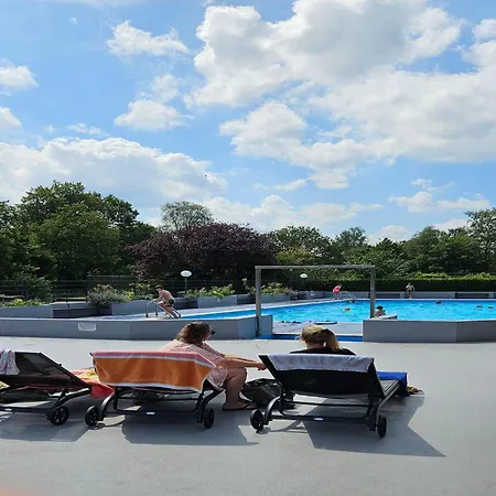 Holiday home Modern With Pond View Nr 687 *